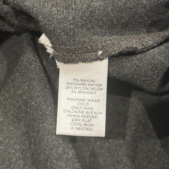 LOFT Charcoal Gray Knit Skirt | Size XL Pull-On Mini Rayon‎ Blend - Picture 3 of 4